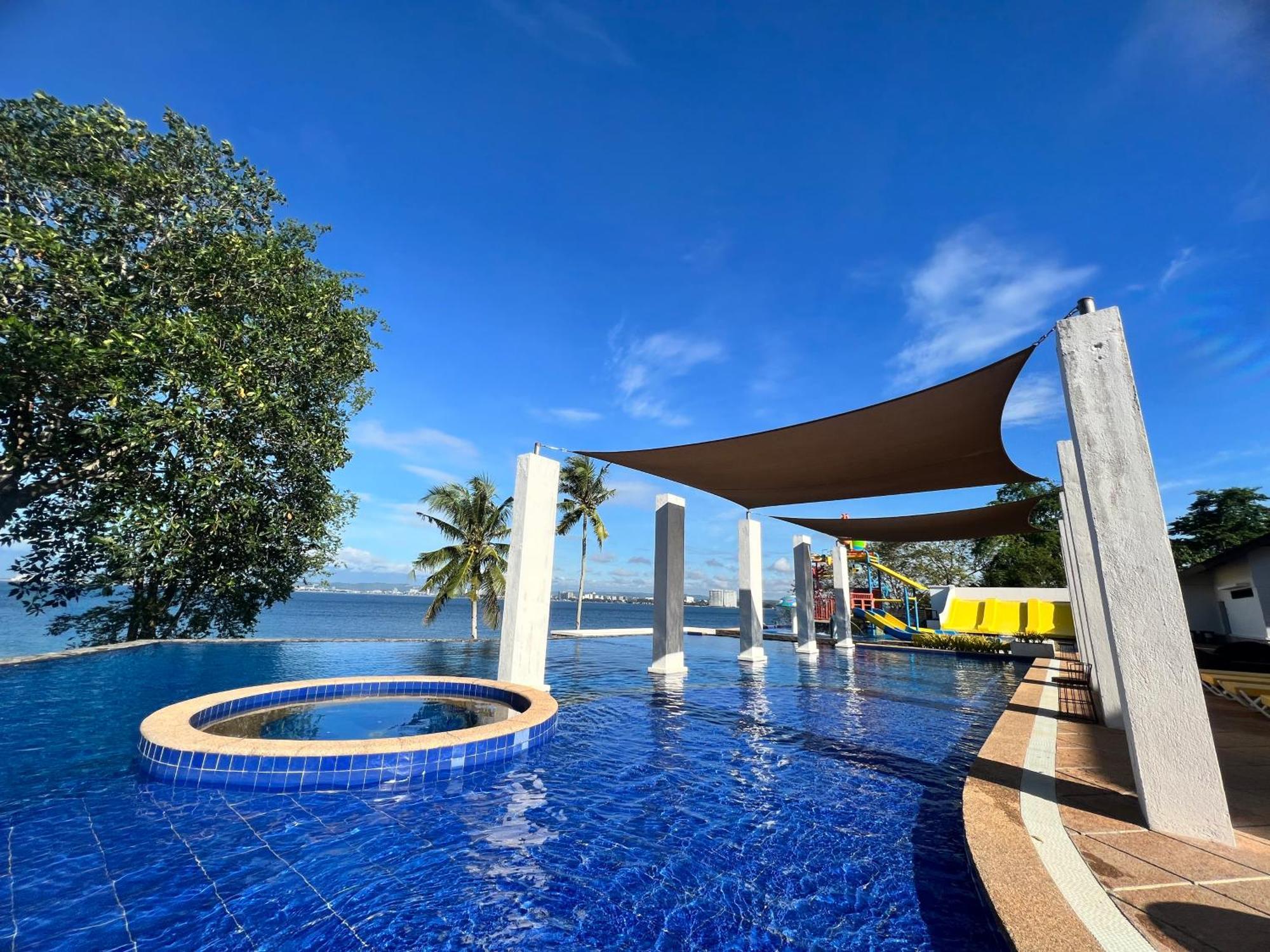 Crusoe Cabins Costa Azalea Samal Bagian luar foto