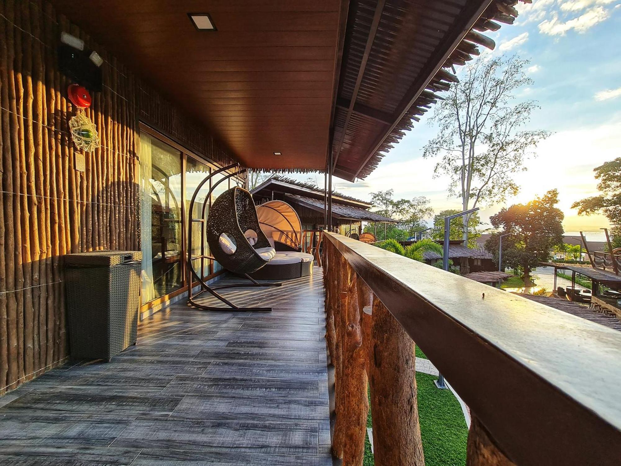 Crusoe Cabins Costa Azalea Samal Bagian luar foto